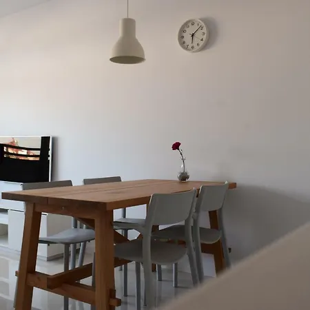 Апартаменты White Luxury Old Town *