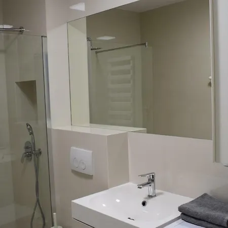 Апартаменты White Luxury Old Town *